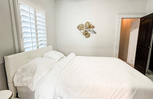 Garfield House | GATEDBOHEMIAN LUX MarbleCastle EVENTVen 4BR,2.5BA, Phx DWTN Cozy Modrn , Hos 9+