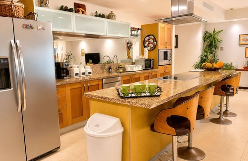 North Hotel Zone Condo | Gather your loved ones and pack your bags for the vacation of a life time!