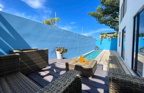 Puerto Juarez House | Giant house with private pool, and spacious rooms with private bathrooms.