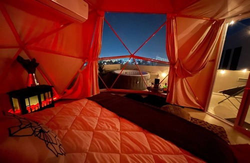 Lafayette RV Rental | Glamping with jacuzzi on 15th floor, Great View