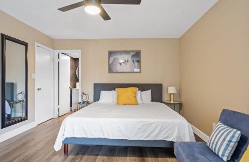 Country Meadows House | Glendale Getaway Pool