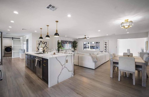 Scottsdale Country Acres House | Glimmer-Sparkling Pool & Mini Golf-Near Old Town