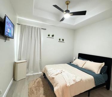 Mission Apartment | Gold'n Retreat