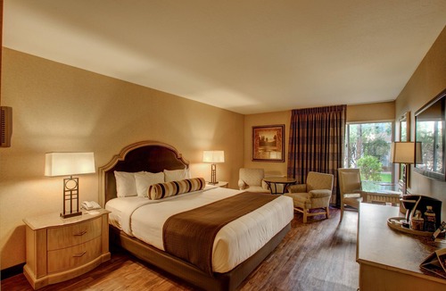 Laughlin Resort | Golden Nugget Laughlin