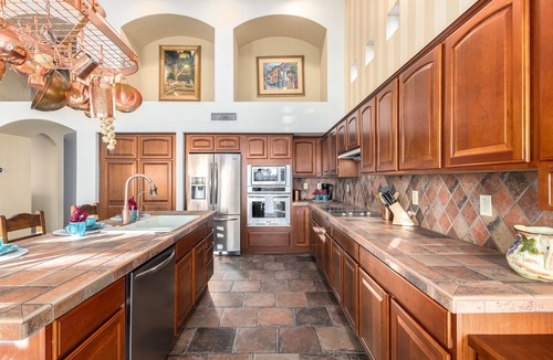 Oakwood House | Golf Course Beauty Oakwood Sun Lakes 55+! Sparkling Pool. Dog Friendly.