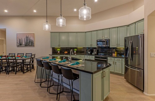 Western Skies House | Golf Course VIEW: Htd POOL, Hot Tub, Fire Pit, Game Room w/Pool Table, TVs All BRs, 2 Kid's Bikes