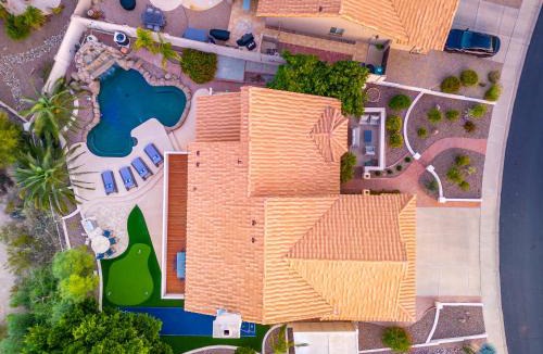 Red Mountain Ranch Villa | Golf CourseHeated PoolGame RoomPutting Green