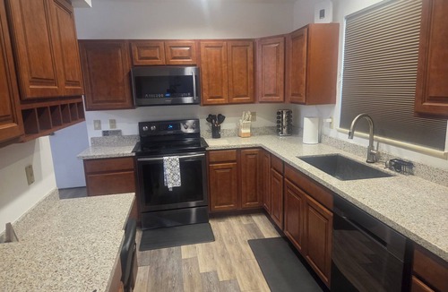 Palo Verde House | Golfer's retreat with entertainers backyard-includes golfcart