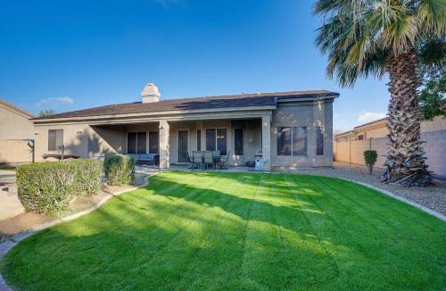 Palm Valley House | Goodyear Group Getaway w/Pool & Putting Green
