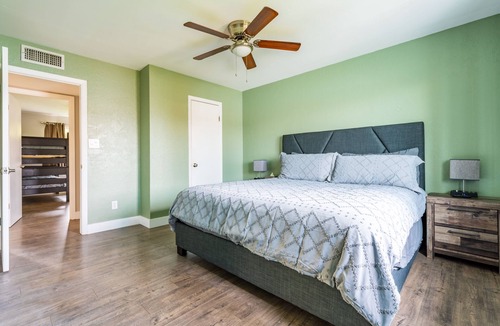 Dobson Ranch House | Gorgeous 4 bedroom home with a pool in Tempe