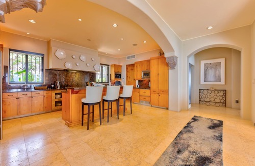 Palmilla Villa | Gorgeous 5-Bedroom Property in Villas del Mar