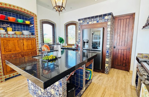 Buzzards House | Gorgeous 7 bedroom Ocean view home to enjoy your time away from home