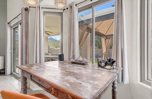 Oro Valley House | Gorgeous backyard views- home gym- pet friendly!
