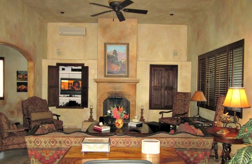 San Carlos House | Gorgeous & Comfortable- 5 Star- Golf Course Home