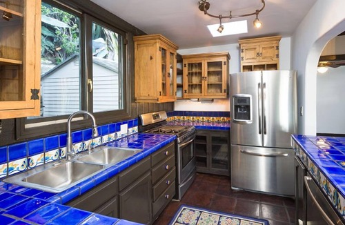 Hollywood Hills West Cottage | Gorgeous Deck Views in Legendary Laurel Canyon for 1-3 months