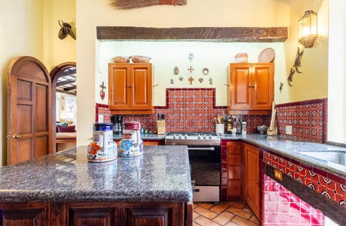 Ajijic Villa | Gorgeous LGBTQ Mexican Hacienda Casa de la Paz- All are welcome!