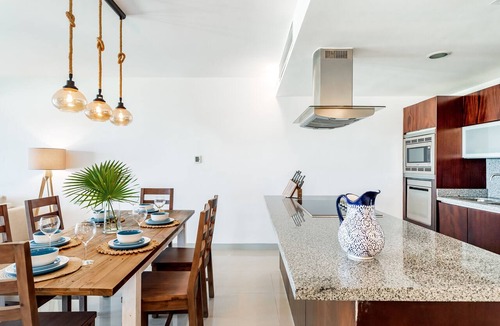 Puerto Juarez Condo | Gorgeous Ocean Front Apartment Casa Shell by RedAwning