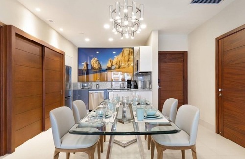 Cabo Bello Villa | Gorgeous Oceanview Modern Villa at Villa La Valencia overlooking Sea of Cortez