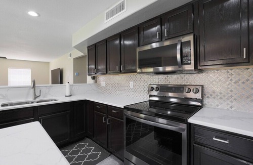 Mountain Vista Ranch House | Gorgeous SURPRISE GEM 2 Miles to Baseball Stadium