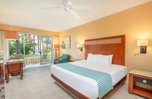 Zona Hotelera Resort | GR Solaris Lighthouse - All Inclusive