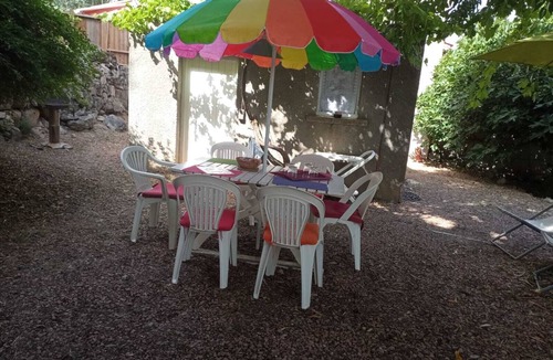 Arca House | Granite traditional house with big raised and shaded garden - Porto Vecchio