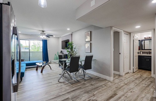 Arcadia Apartment | Great 1BR Apt W/Pool next Fashion Sq Mall & Bars