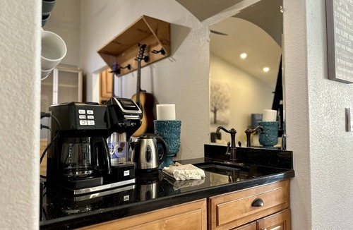 Avondale House | Great Home Close to All of the Spring Events