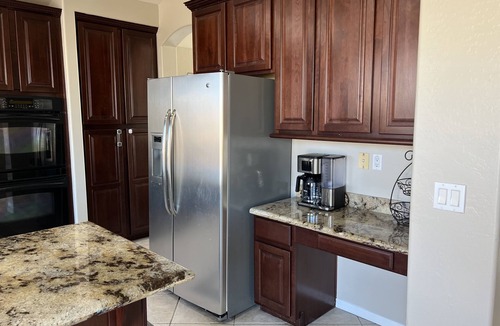 Rovey Farm Estates House | Great Location and Spacious Home