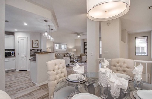 Kierland Condo | Great Location! Dining, Shopping, FREE GOLF, Hiking, Heated Pool, Spa & Fitness Room, Garage + WIFI