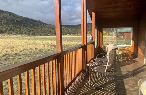 South Fork House | Great Space for Relaxing, Roomy House. Trailer Parking Plentiful, 3 Acres