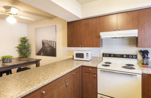 Riverside Apartment | Ground floor in Downtown Tempe near ASU!