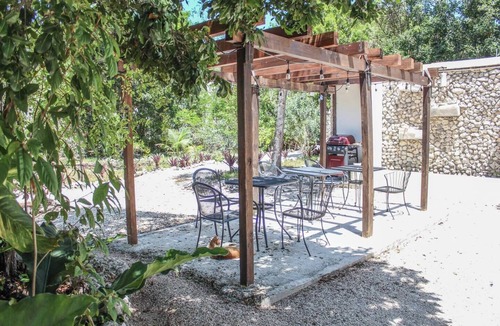 Akumal House | GROUP GETAWAY! Private, Staffed & Affordable