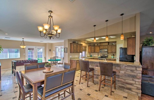Saddleback Hills House | Group Getaway w/Pool & Putting Green in Glendale