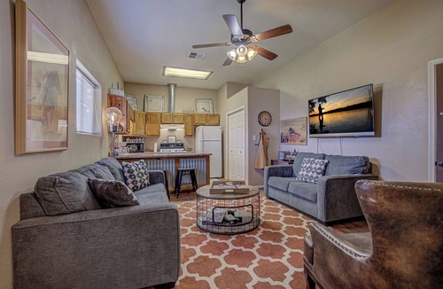 San Tan Valley House | Guest House with horse privilege's, in the country & beautiful neighborhood.