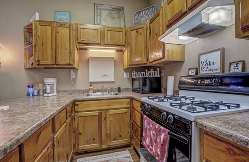 San Tan Valley House | Guest House with horse privilege's, in the country & beautiful neighborhood.