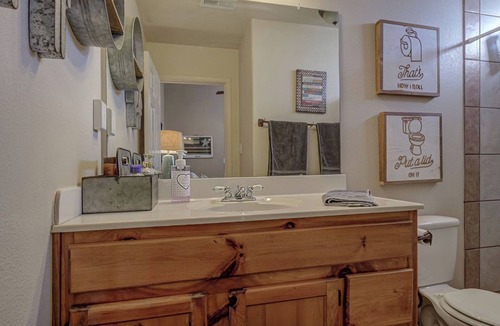 San Tan Valley House | Guest House with horse privilege's, in the country & beautiful neighborhood.