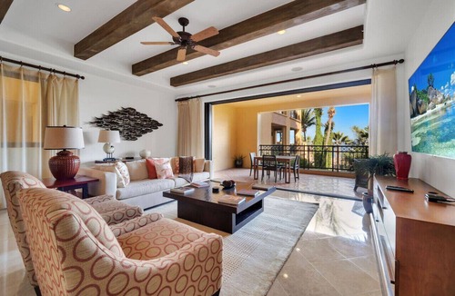 El Medano Ejidal Condo | Hacienda Residences, 5-Star, Beachfront, Paradise