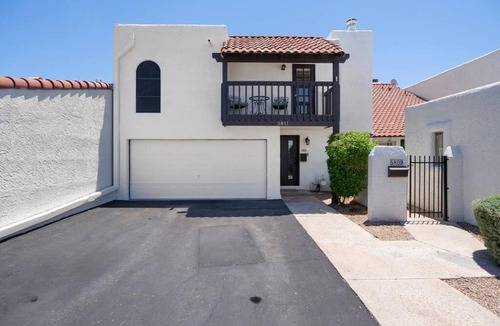 Camelback East House | Happy 3BR Abode: sun, pool & patio