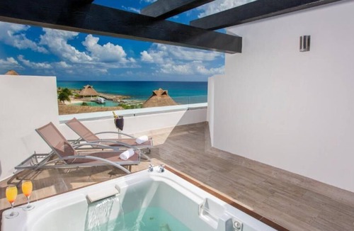 Puerto Aventuras Resort | Hard Rock Riviera Maya Heaven Adults Only-Deluxe Sky Terrace w/ hot tub/King Bed