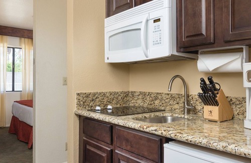 Lake Havasu City Resort | Havasu Dunes Resort Studio