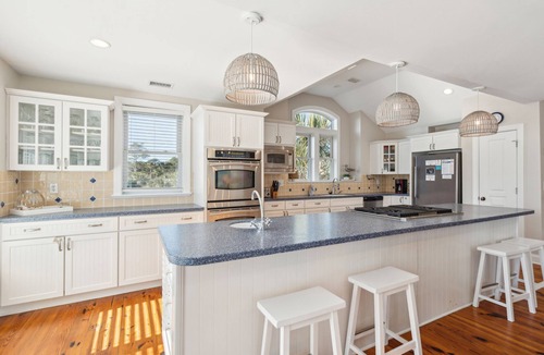 Sunset Point House | Heatable Pool, Short Walk to Beach, Luxury Living! Sweet Carolina