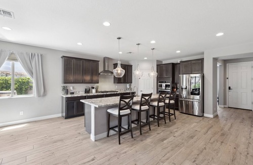 East Mesa House | HEATED POOL in massive 2800 sq foot 4 bed house within 20-25 min of major cities