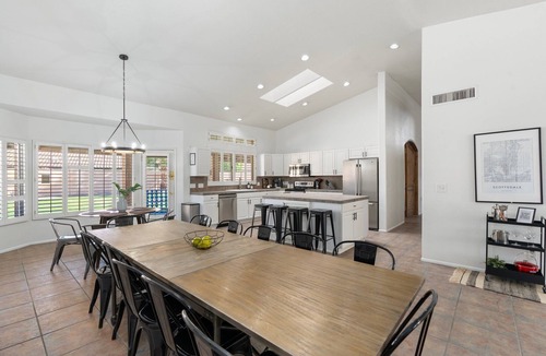Paradise Park Vista House | Heated Pool & Spa 7BR Scottsdale Retreat Sleeps 20