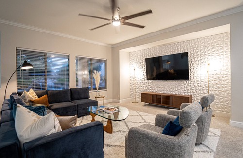 Queen Creek House | Heated Pool/Spa. Putting Green. Ping Pong. Bikes. Family Fun.