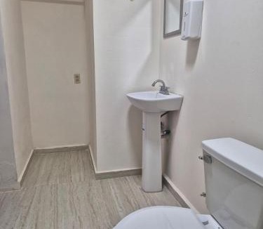 Torreon Apartment | Hemosa Suite Anakoba 5
