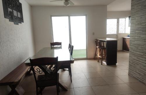 San Luis Potosi Apartment | Hermosa casa en Privada