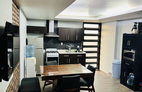 Guadalajara House | Hermosa Province Duplex House (Large Groups)