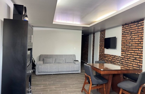 Guadalajara House | Hermosa Province Duplex House (Large Groups)