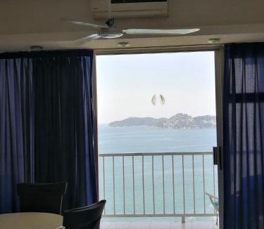Costera Acapulco Apartment | Hermosa Suite Torres Gemelas