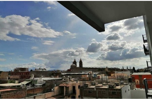 Centro Apartment | Hermoso departamento, alberca, Gym , estacionamiento 5 min centro de la ciudad.